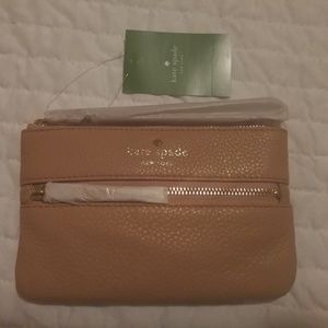 NWT: Kate Spade Cobble Hill Bee wristlet